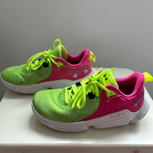 Under Armour Flow FUTR X 2 'Lime Surge Rebel Pink' Grade School - Size: 4.5Y - Picture 2 of 3